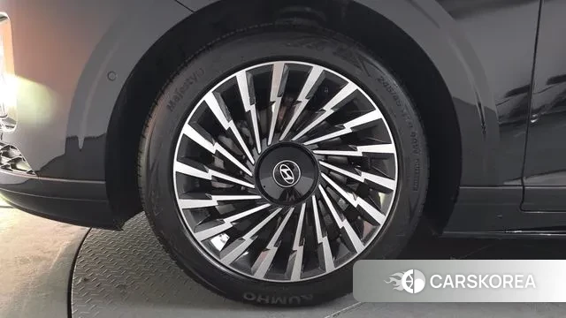 Hyundai Grandeur (GN7) id 3734227 из Кореи 14