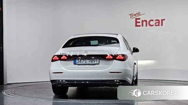 Mercedes-Benz E-Class W214 id 3731601 из Кореи 14