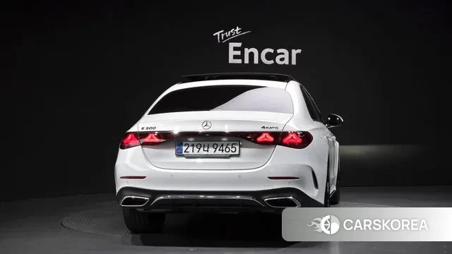 Mercedes-Benz E-Class W214 id 3487105 из Кореи 14