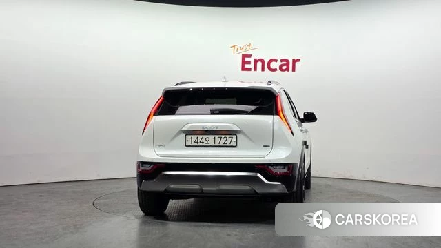 Kia Di Ol Nu Niro id 3831357 из Кореи 14