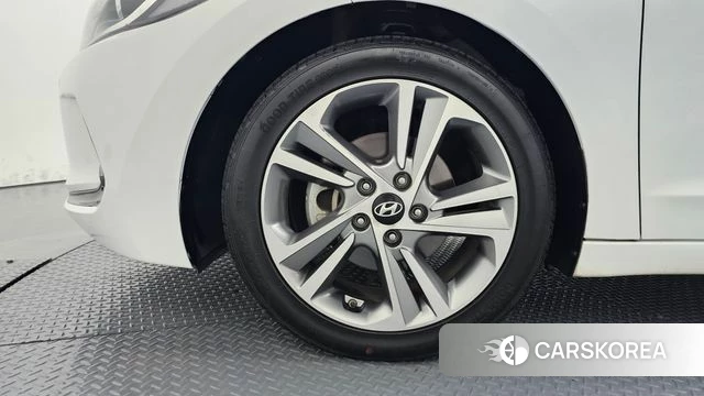 Hyundai Avante AD id 4596255 из Кореи 24