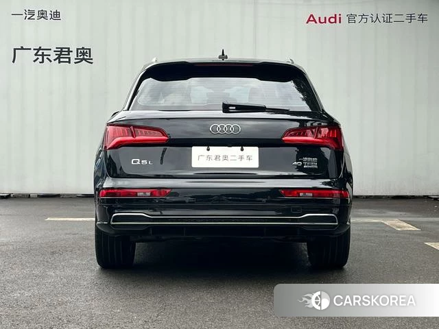 Audi Q5L id 4263928 из Китая 13