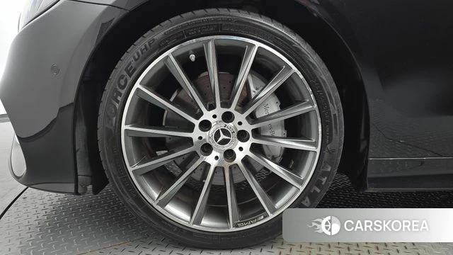 Mercedes-Benz E-Class W213 id 4519813 из Кореи 29