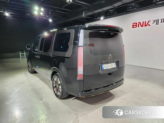 Hyundai Staria id 3842149 из Кореи 14