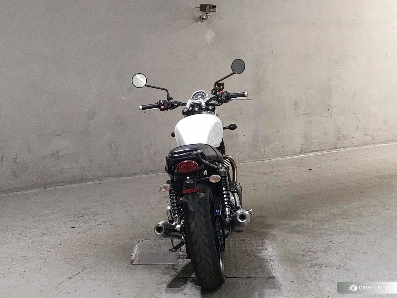 OTHER TRIUMPH STREET TWIN 900 2018 из Японии