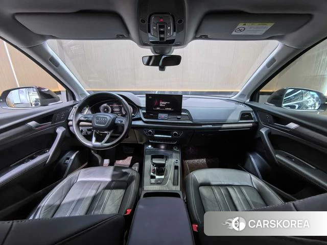 Audi Q5L 2023 Черный из Китая, фото 4