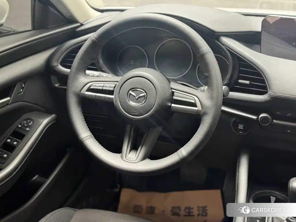 Mazda 3 2024 Белый из Китая, фото 4