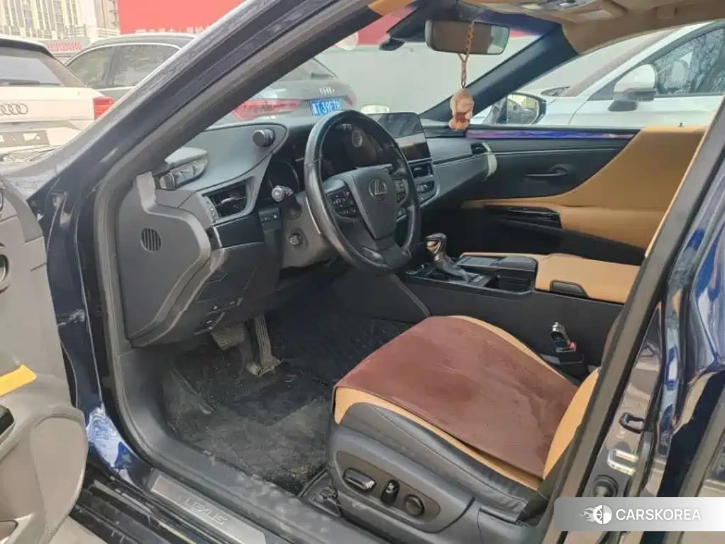 Lexus ES 2021 Синий из Китая, фото 4