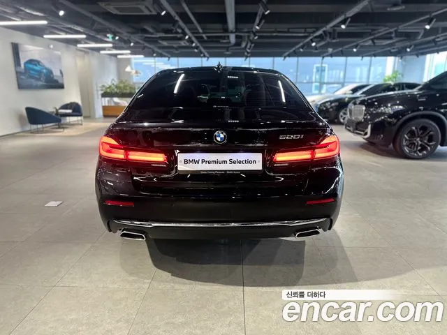 BMW 5 Series (G30) id 2718267 из Кореи 4