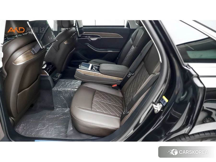 Audi A8 2022 Черный из Китая, фото 4