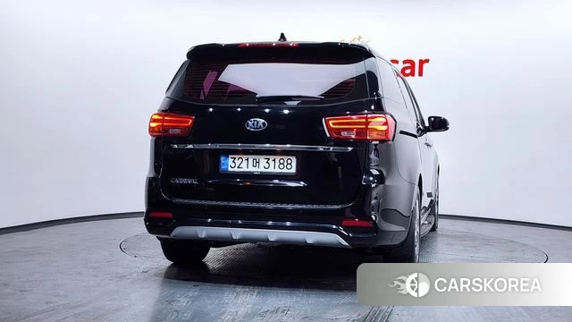 Kia The New Carnival id 3917484 из Кореи 14