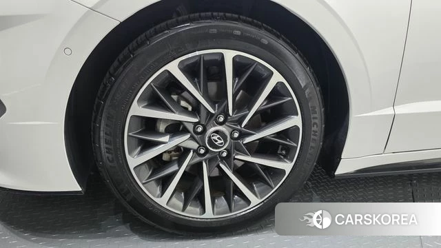 Hyundai Sonata (DN8) id 3861004 из Кореи 14