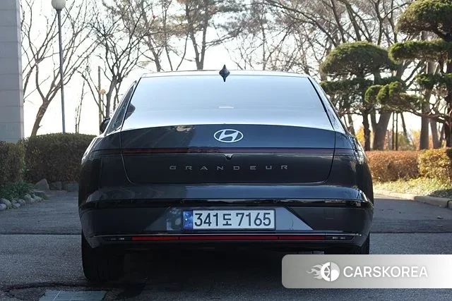 Hyundai Grandeur Hybrid (GN7) id 3452695 из Кореи 9