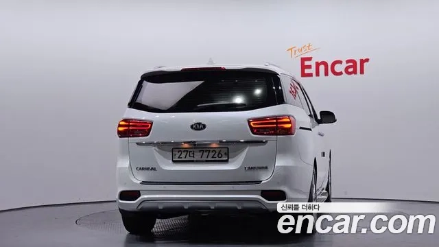 Kia The New Carnival id 2946386 из Кореи 14