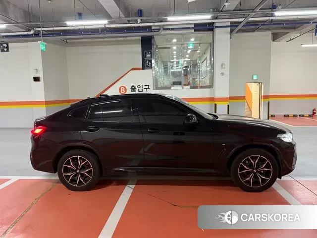 BMW X4 (G02) 2022 Черный из Кореи, фото 6