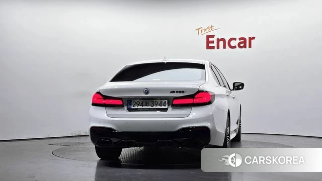 BMW 5 Series (G30) id 4345640 из Кореи 24
