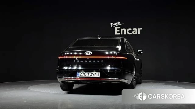 Hyundai Grandeur (GN7) id 3963642 из Кореи 14