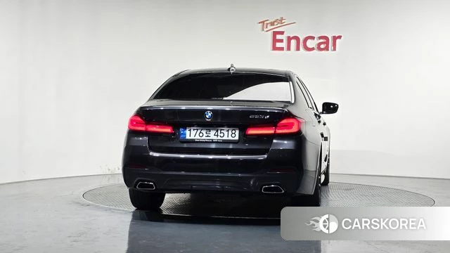 BMW 5 Series (G30) id 4422225 из Кореи 26