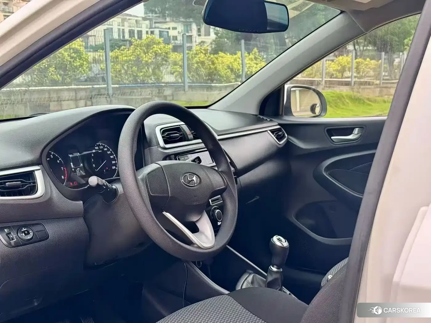 Hyundai Rena 2018 Белый из Китая, фото 4