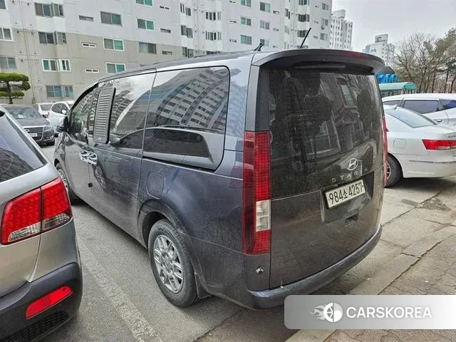 Hyundai Staria id 3650317 из Кореи 14