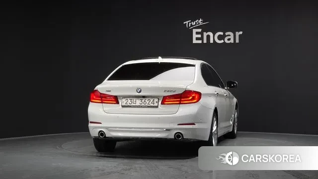 BMW 5 Series (G30) id 3009248 из Кореи 14