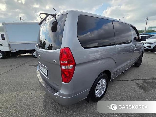 Hyundai The New Grand Starex id 4406357 из Кореи 14