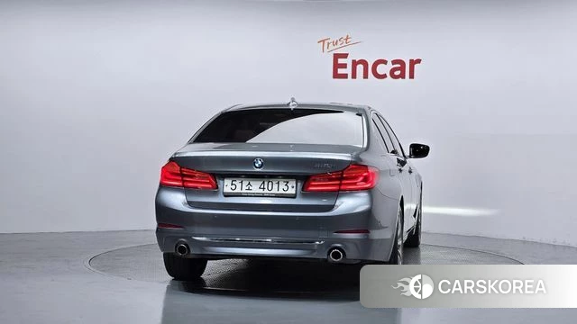 BMW 5 Series (G30) id 4363355 из Кореи 14