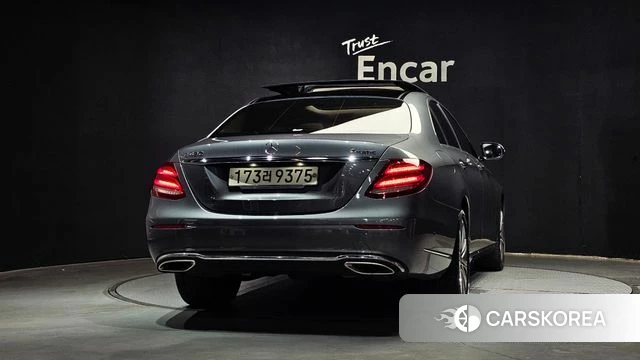 Mercedes-Benz E-Class W213 id 4470837 из Кореи 24