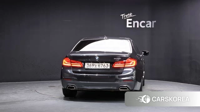 BMW 5 Series (G30) id 4604910 из Кореи 14