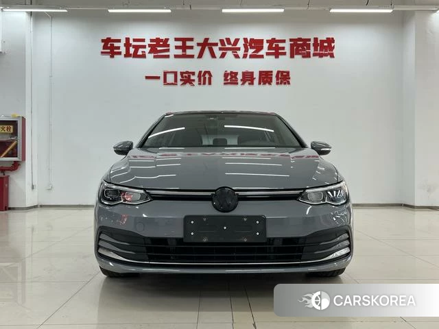 Volkswagen Golf 2021 Темно-серый из Китая, фото 4