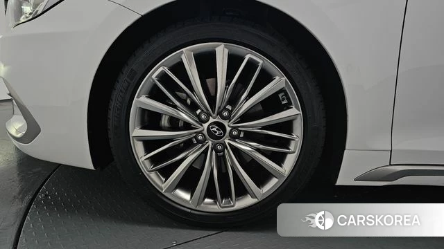 Hyundai Grandeur IG id 4285122 из Кореи 27