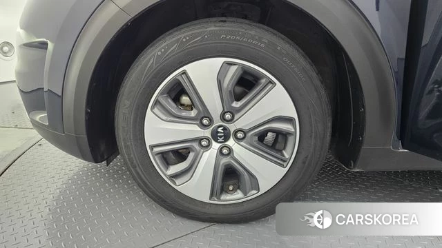 Kia Niro id 4403317 из Кореи 27