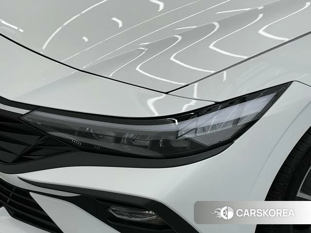 Hyundai Elantra id 4276523 из Китая 14