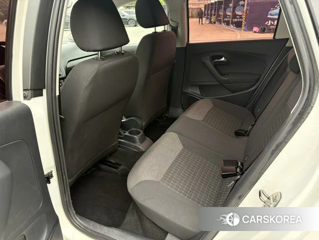 Volkswagen Polo id 4253867 из Китая 8