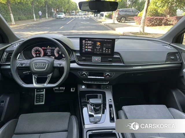 Audi Q5L Sportback 2021 Черный из Китая, фото 5