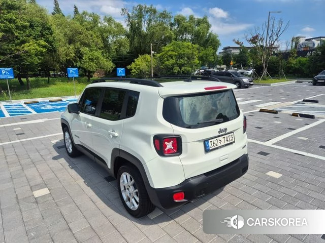 Jeep Renegade id 4585940 из Кореи 14