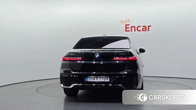 BMW 7 Series (G70) id 4432373 из Кореи 32
