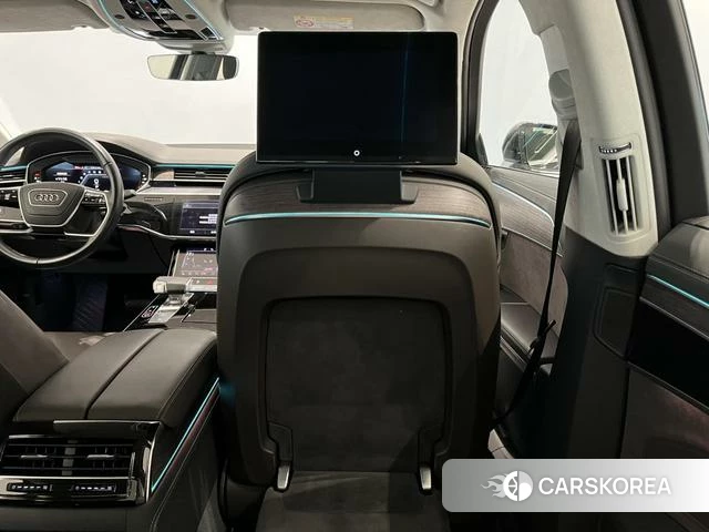 Audi A8 id 4208184 из Китая 12