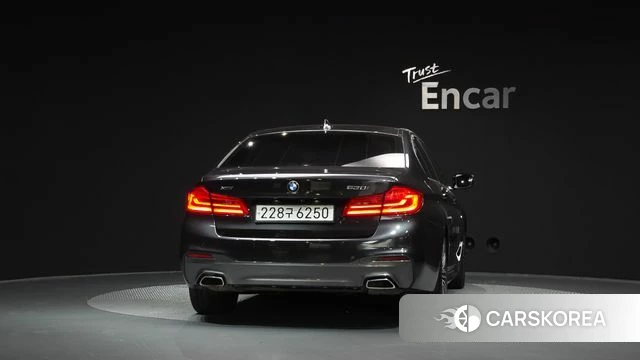 BMW 5 Series (G30) id 4923704 из Кореи 25
