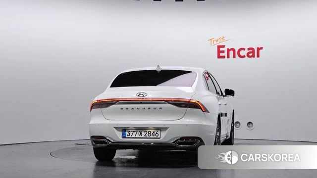 Hyundai The New Grandeur IG Hybrid id 4580096 из Кореи 14