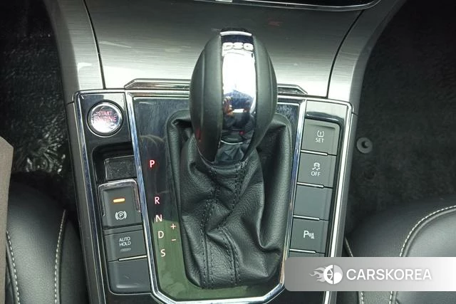 Volkswagen Passat id 4213576 из Китая 11