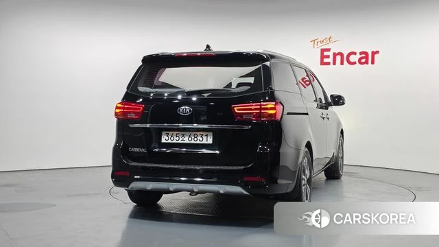 Kia The New Carnival id 3853038 из Кореи 14