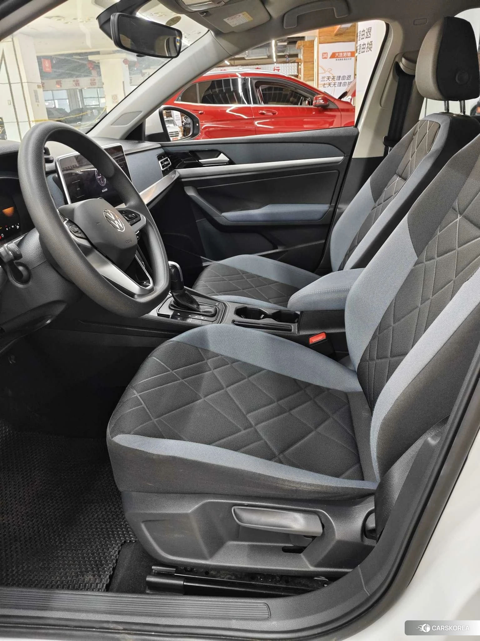 Volkswagen Lavida 2022 Белый из Китая, фото 4