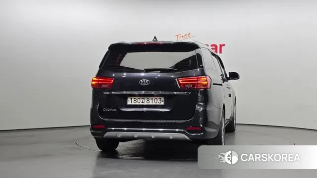 Kia The New Carnival id 3742813 из Кореи 14