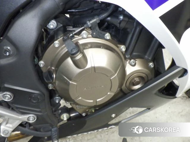 Engine photo