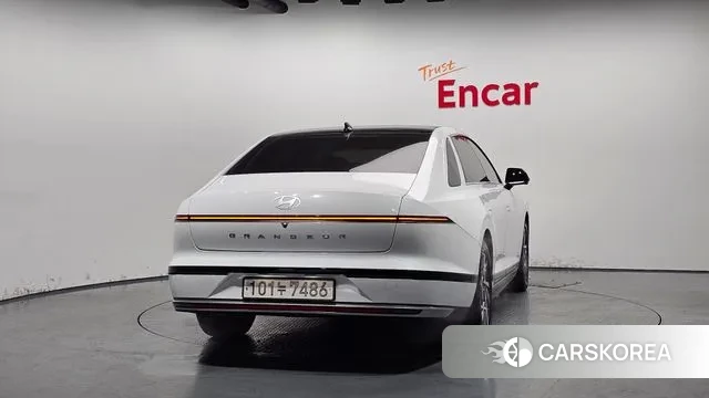Hyundai Grandeur (GN7) id 3560755 из Кореи 14