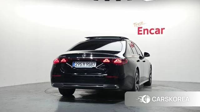 Mercedes-Benz E-Class W214 id 4612265 из Кореи 25
