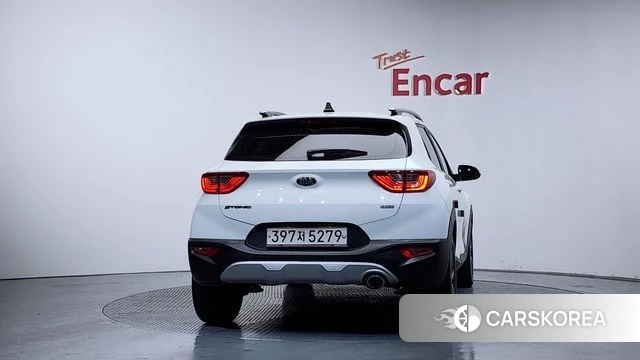 Kia Stonic id 3894059 из Кореи 14