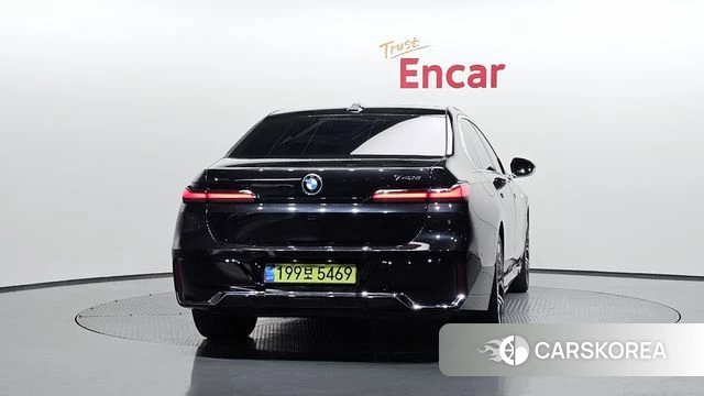 BMW 7 Series (G70) id 4584201 из Кореи 14