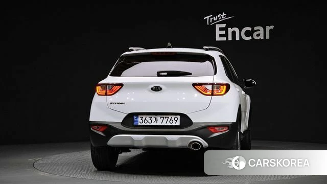 Kia Stonic id 3936021 из Кореи 14